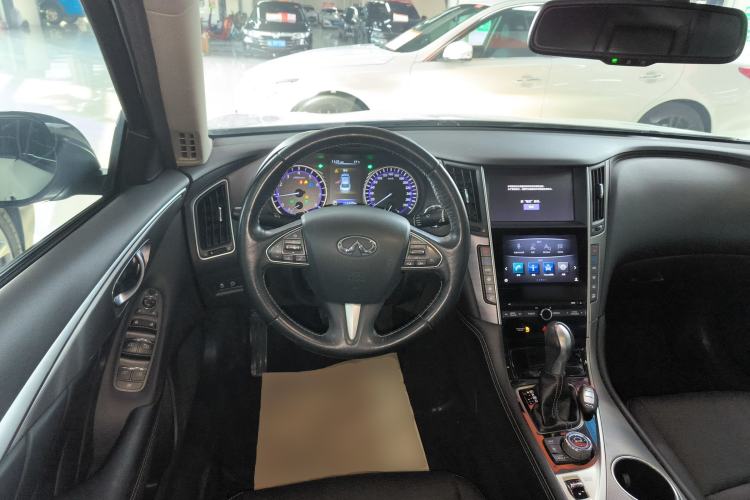 Used Infiniti Q50L 2016 2.0T Ambition Edition Steering Wheel