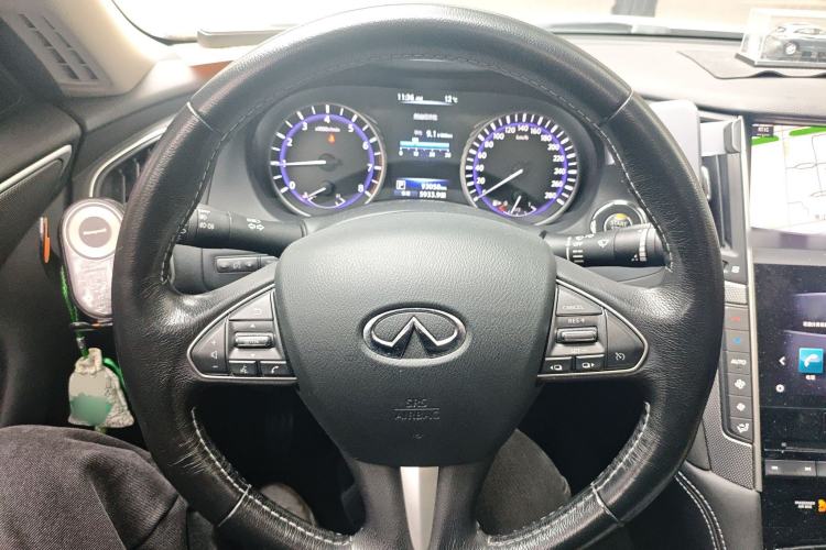 Used Infiniti Q50L 2016 2.0T Enjoyment Edition Steering Wheel