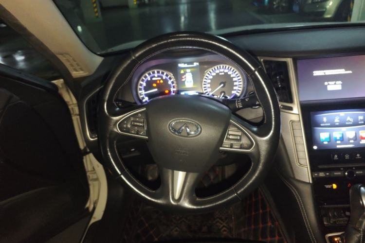Used Infiniti Q50L 2016 2.0T Ambition Edition Steering Wheel