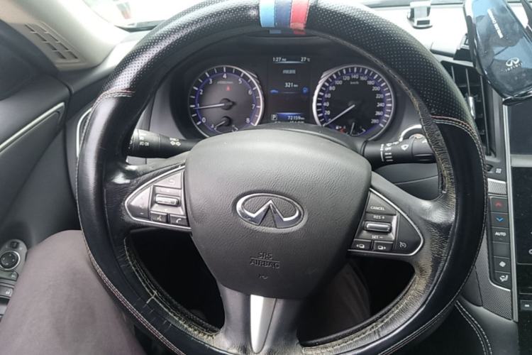 Used Infiniti Q50L 2016 2.0T Ambition Edition Steering Wheel