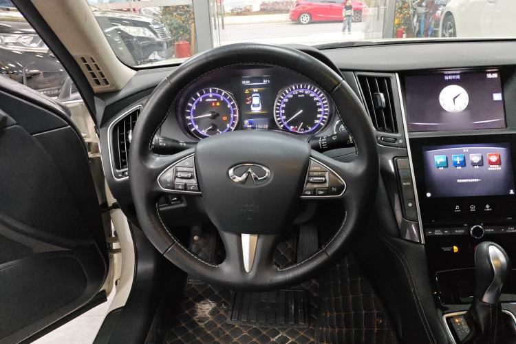 Used Infiniti Q50L 2016 2.0T Comfort Edition Steering Wheel