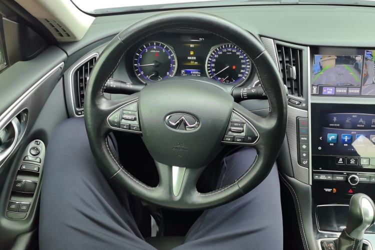 Used Infiniti Q50L 2016 2.0T Ambition Edition Steering Wheel