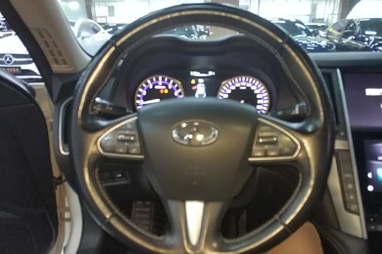 Used Infiniti Q50L 2016 2.0T Ambition Edition Steering Wheel