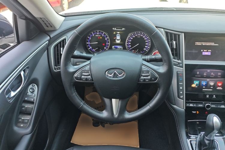 Used Infiniti Q50L 2016 2.0T Enjoyment Edition Steering Wheel