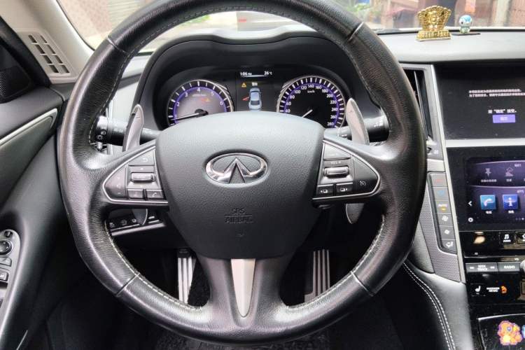 Used Infiniti Q50L 2016 2.0T Elite Sport Edition Steering Wheel