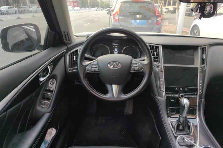 Used Infiniti Q50L 2016 2.0T Comfort Edition Steering Wheel