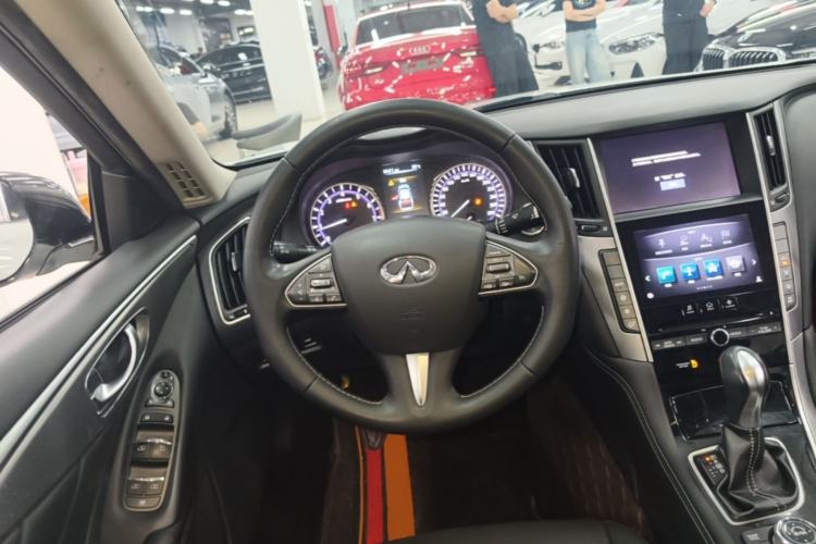 Used Infiniti Q50L 2016 2.0T Enjoyment Edition Steering Wheel