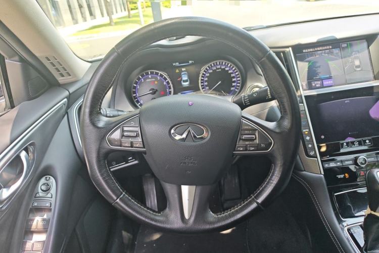 Used Infiniti Q50L 2016 2.0T Ambition Edition Steering Wheel