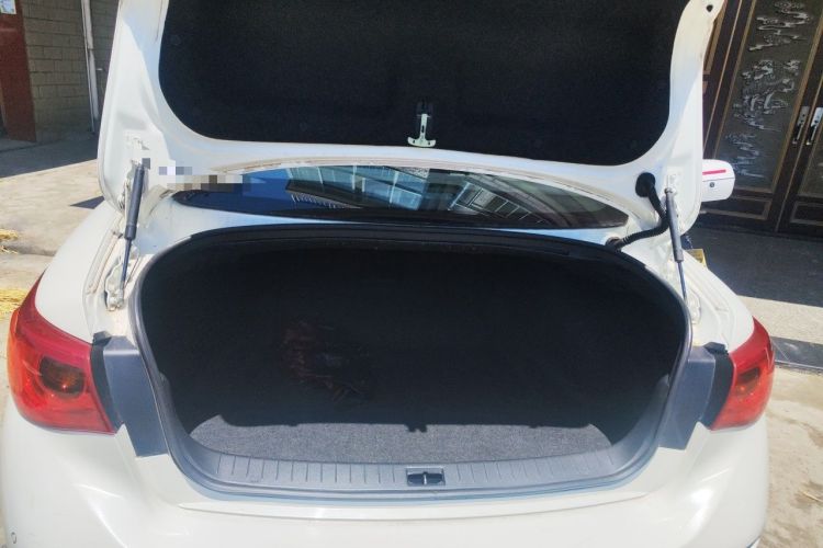 Used Infiniti Q50L 2016 2.0T Enjoyment Edition Trunk