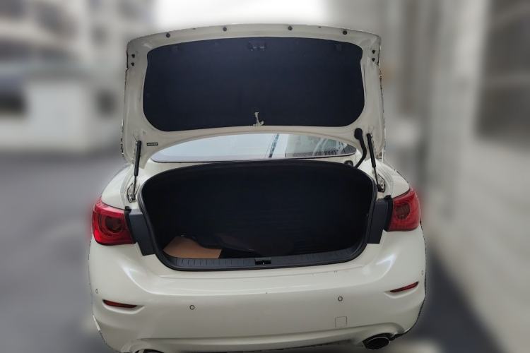 Used Infiniti Q50L 2016 2.0T Ambition Edition Trunk