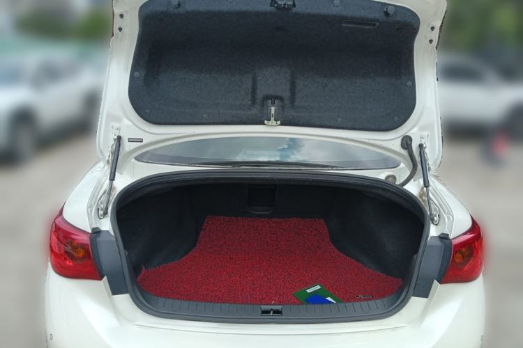 Used Infiniti Q50L 2016 2.0T Ambition Edition Trunk