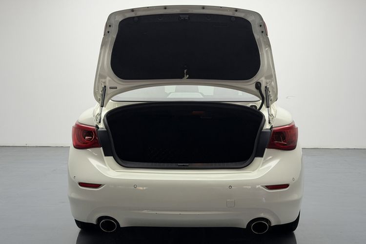 Used Infiniti Q50L 2016 2.0T Ambition Edition Trunk