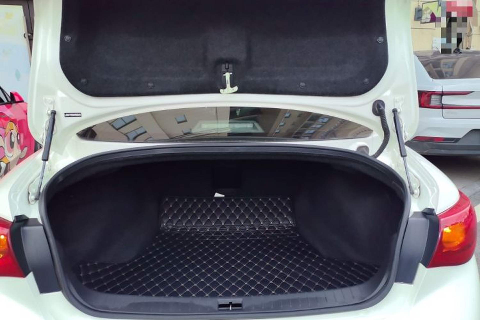 Used Infiniti Q50L 2016 2.0T Ambition Edition Trunk