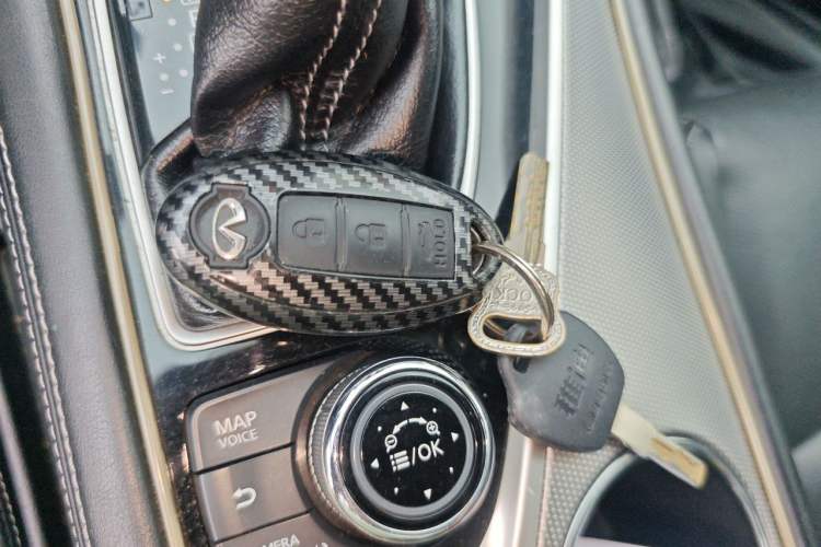 Used Infiniti Q50L 2016 2.0T Enjoyment Edition Vehicle Key