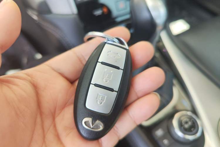 Used Infiniti Q50L 2016 2.0T Enjoyment Edition Vehicle Key
