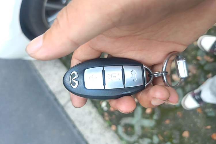 Used Infiniti Q50L 2016 2.0T Enjoyment Edition Vehicle Key