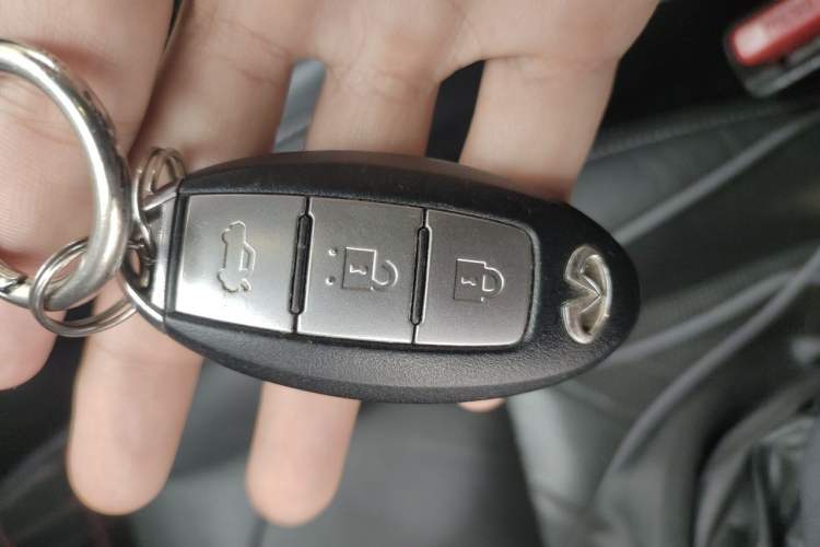Used Infiniti Q50L 2016 2.0T Enjoyment Edition Vehicle Key