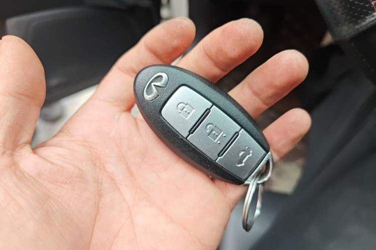 Used Infiniti Q50L 2016 2.0T Enjoyment Edition Vehicle Key