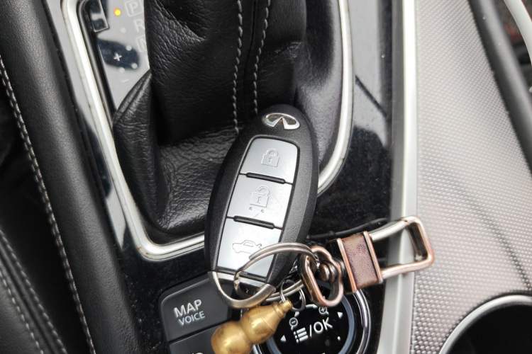 Used Infiniti Q50L 2016 2.0T Enjoyment Edition Vehicle Key