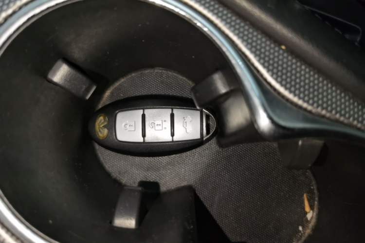 Used Infiniti Q50L 2016 2.0T Enjoyment Edition Vehicle Key