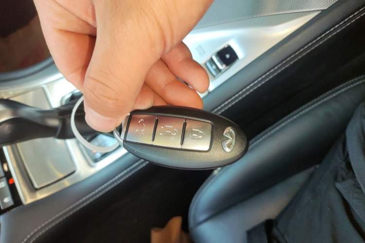 Used Infiniti Q50L 2016 2.0T Enjoyment Edition Vehicle Key
