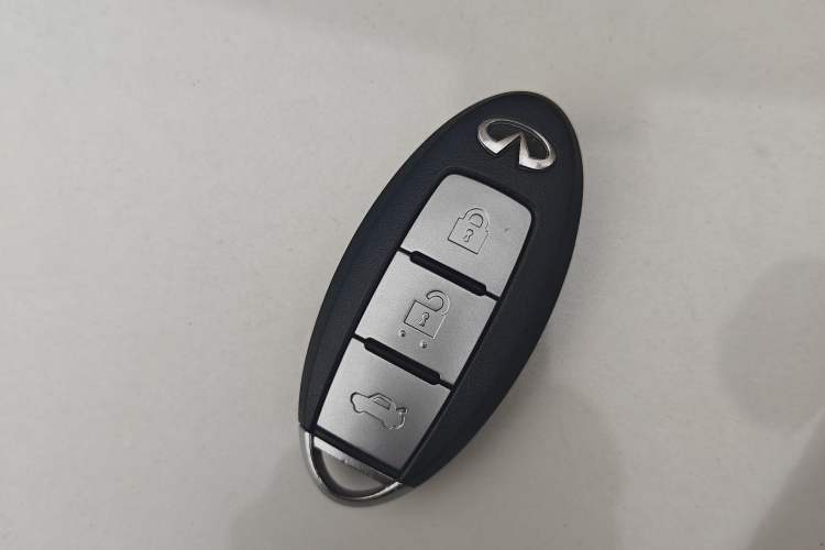Used Infiniti Q50L 2016 2.0T Enjoyment Edition Vehicle Key