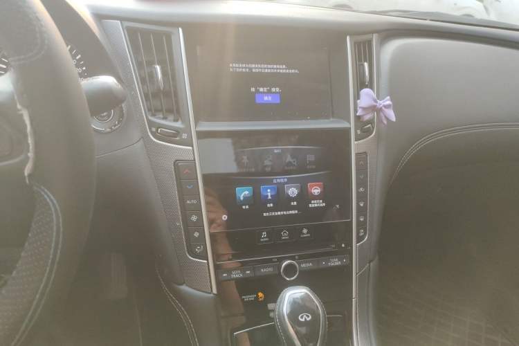 Used Infiniti Q50L 2018 2.0T Enjoyment Edition China V standard Audio And AC Panel