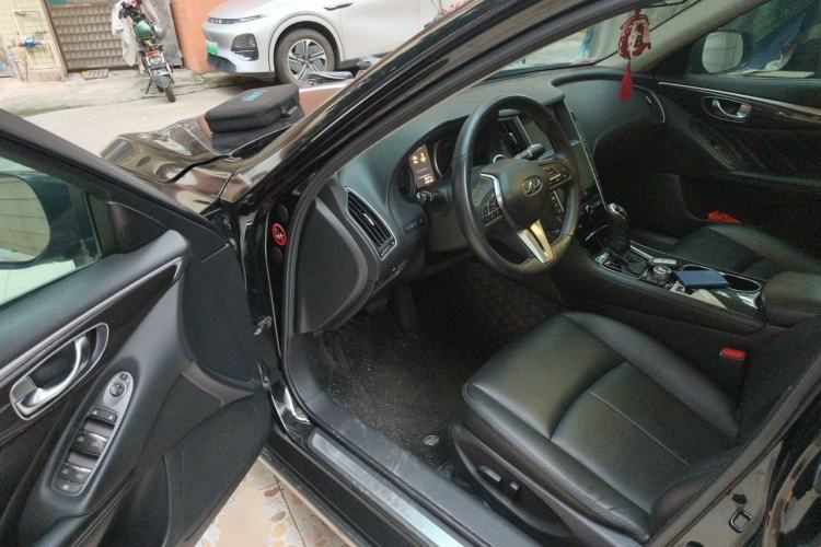Used Infiniti Q50L 2018 2.0T Comfort Edition China V Standard Driver Seat