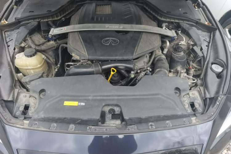 Used Infiniti Q50L 2018 2.0T Enjoyment Version China V Standard Engine Bay