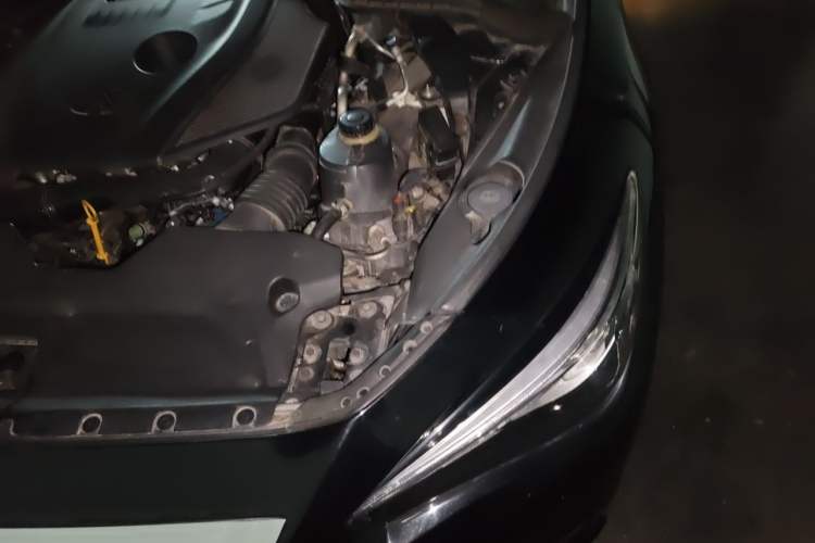 Used Infiniti Q50L 2018 2.0T Enjoyment Version China V Standard Engine Bay Left