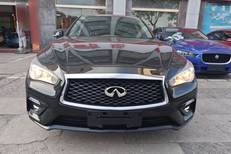 Used Infiniti Q50L 2018 2.0T Comfort Edition China VI Standard Front
