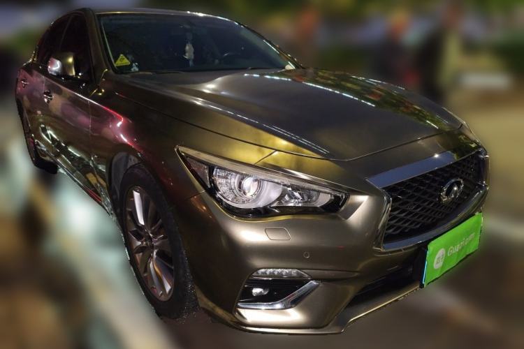 Used Infiniti Q50L 2018 2.0T Enjoyment Edition China V standard Front Right 45 Deg