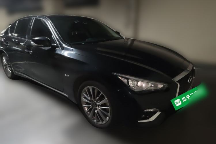 Used Infiniti Q50L 2018 2.0T Enjoyment Version China V Standard Front Right 45 Deg