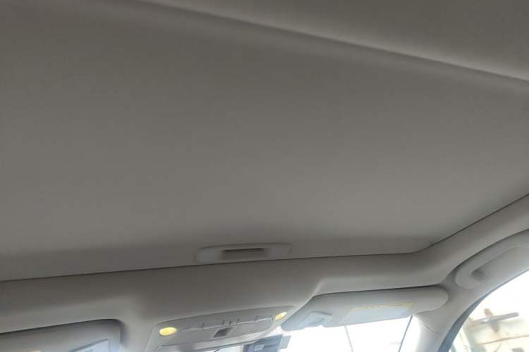 Used Infiniti Q50L 2018 2.0T Comfort Edition China VI Standard Headliner