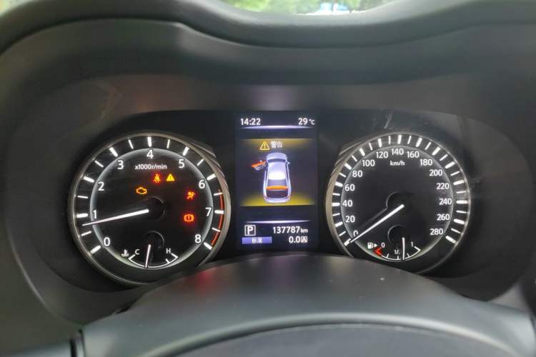 Used Infiniti Q50L 2018 2.0T Comfort Edition China VI Standard Instrument Cluster