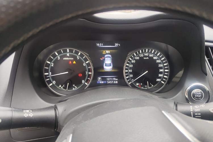 Used Infiniti Q50L 2018 2.0T Comfort Edition China VI Standard Instrument Cluster