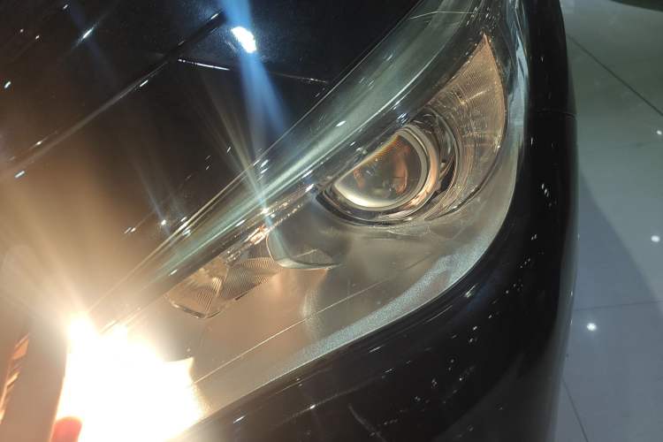 Used Infiniti Q50L 2018 2.0T Comfort Edition China VI Standard Left Front Headlight