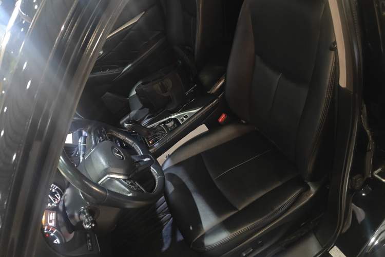 Used Infiniti Q50L 2018 2.0T Comfort Edition China VI Standard Left Front Seat