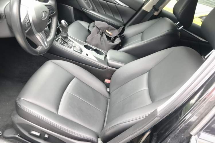 Used Infiniti Q50L 2018 2.0T Comfort Edition China VI Standard Left Front Seat
