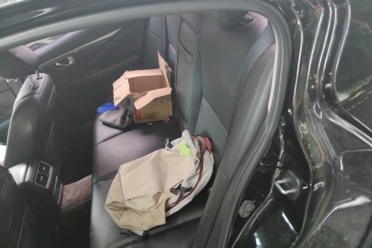 Used Infiniti Q50L 2018 2.0T Comfort Edition China VI Standard Left Rear Seat