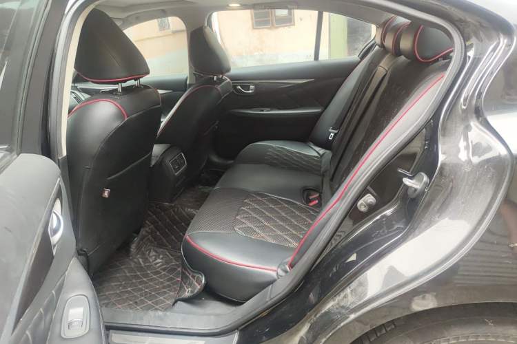 Used Infiniti Q50L 2018 2.0T Comfort Edition China VI Standard Left Rear Seat