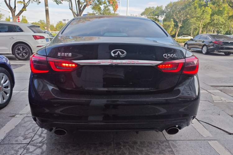 Used Infiniti Q50L 2018 2.0T Comfort Edition China VI Standard Rear