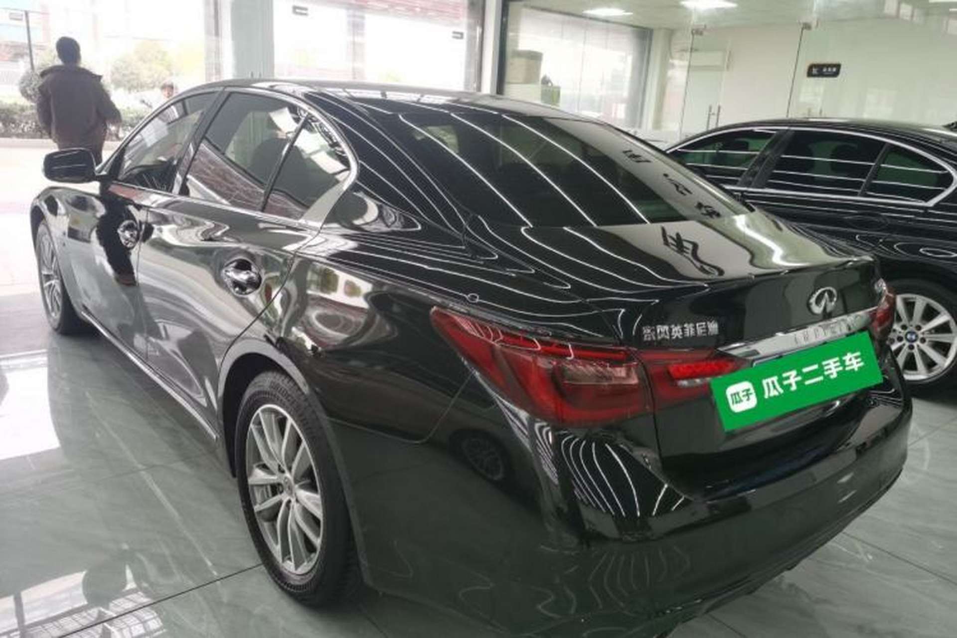 Used Infiniti Q50L 2018 2.0T Comfort Edition China VI Standard Rear Left 45 Deg
