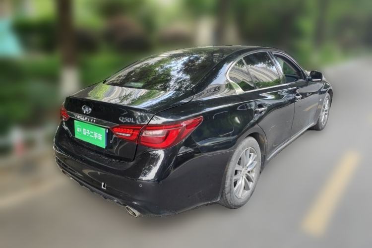 Used Infiniti Q50L 2018 2.0T Comfort Edition China VI Standard Rear Right 45 Deg