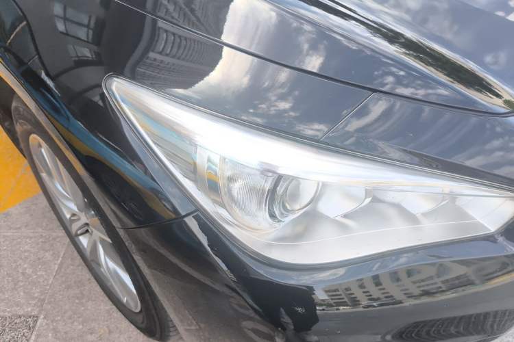 Used Infiniti Q50L 2018 2.0T Comfort Edition China VI Standard Right Front Headlight