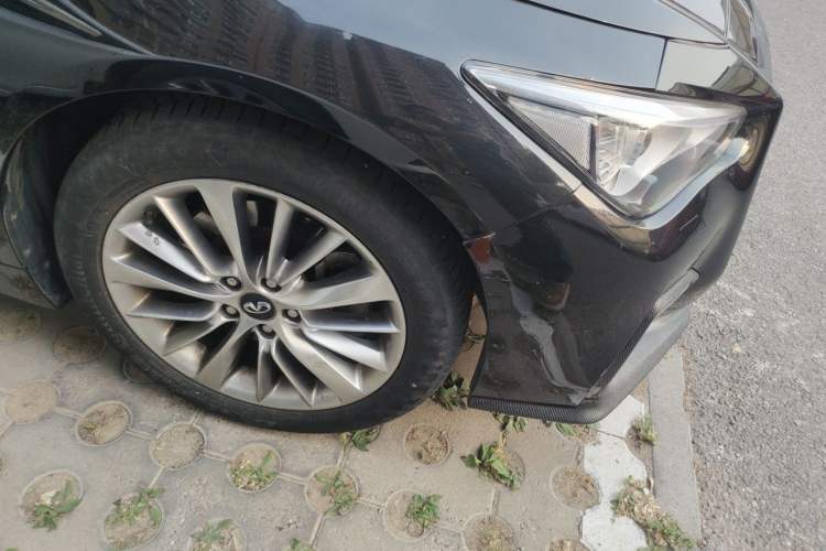 Used Infiniti Q50L 2018 2.0T Enjoyment Edition China V standard Right Front Wheel Hub