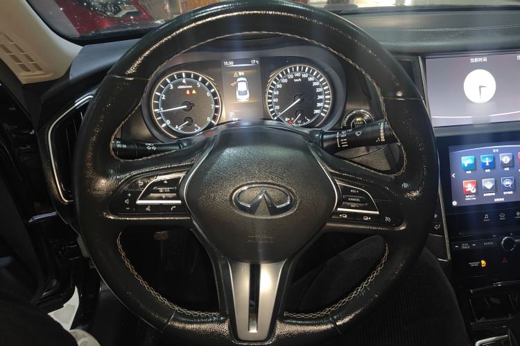 Used Infiniti Q50L 2018 2.0T Comfort Edition China VI Standard Steering Wheel