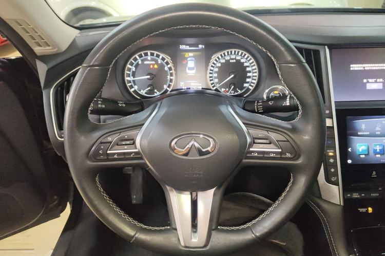Used Infiniti Q50L 2018 2.0T Enjoyment Edition China V standard Steering Wheel
