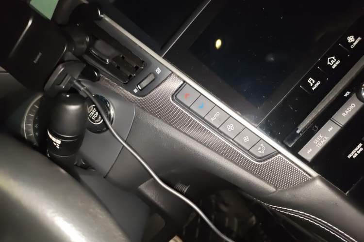 Used Infiniti Q50L 2018 2.0T Enjoyment Version China V Standard Vehicle Key