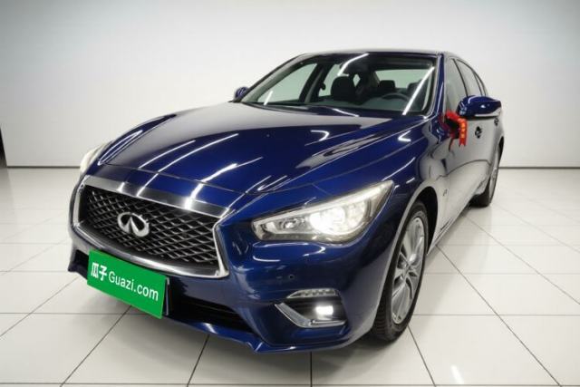 Ojetý Infiniti Q50L 2018 2.0T Enjoyment Version China VI Standard